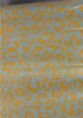 Animal print azul y amarillo