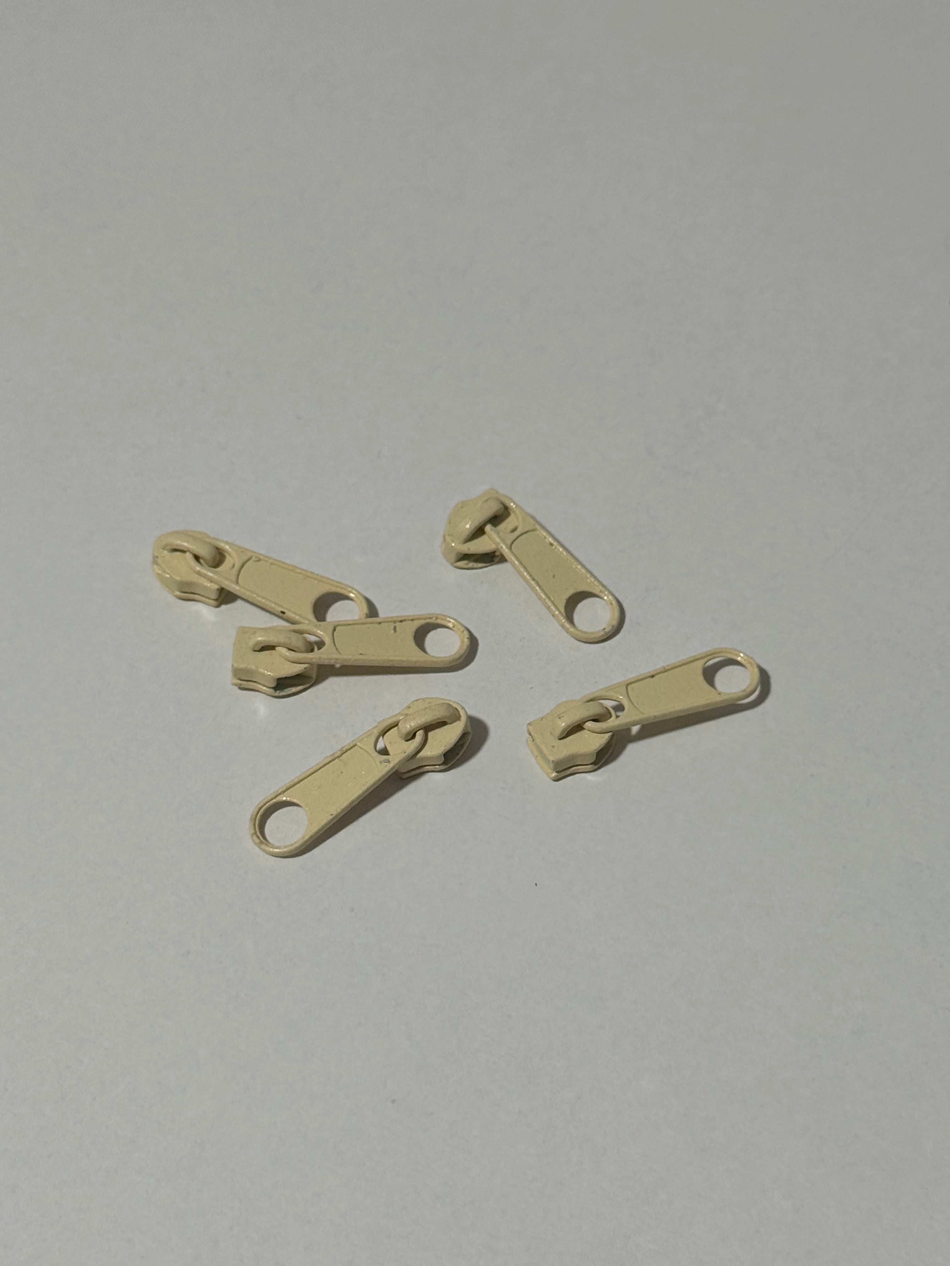 Cursor amarillo pastel M5.